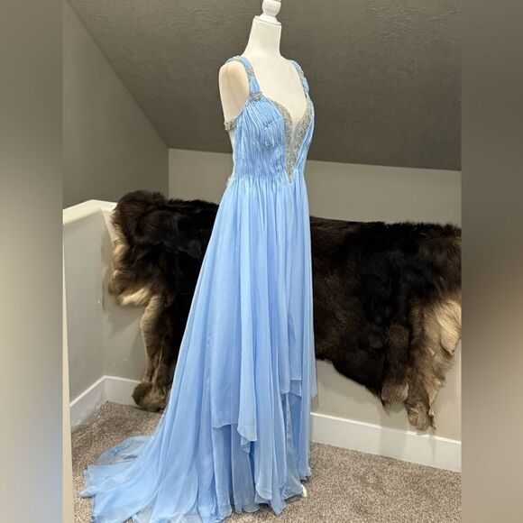 New Gorgeous Light Blue Beaded Chiffon Gown With Shawl - Picture 4 of 16